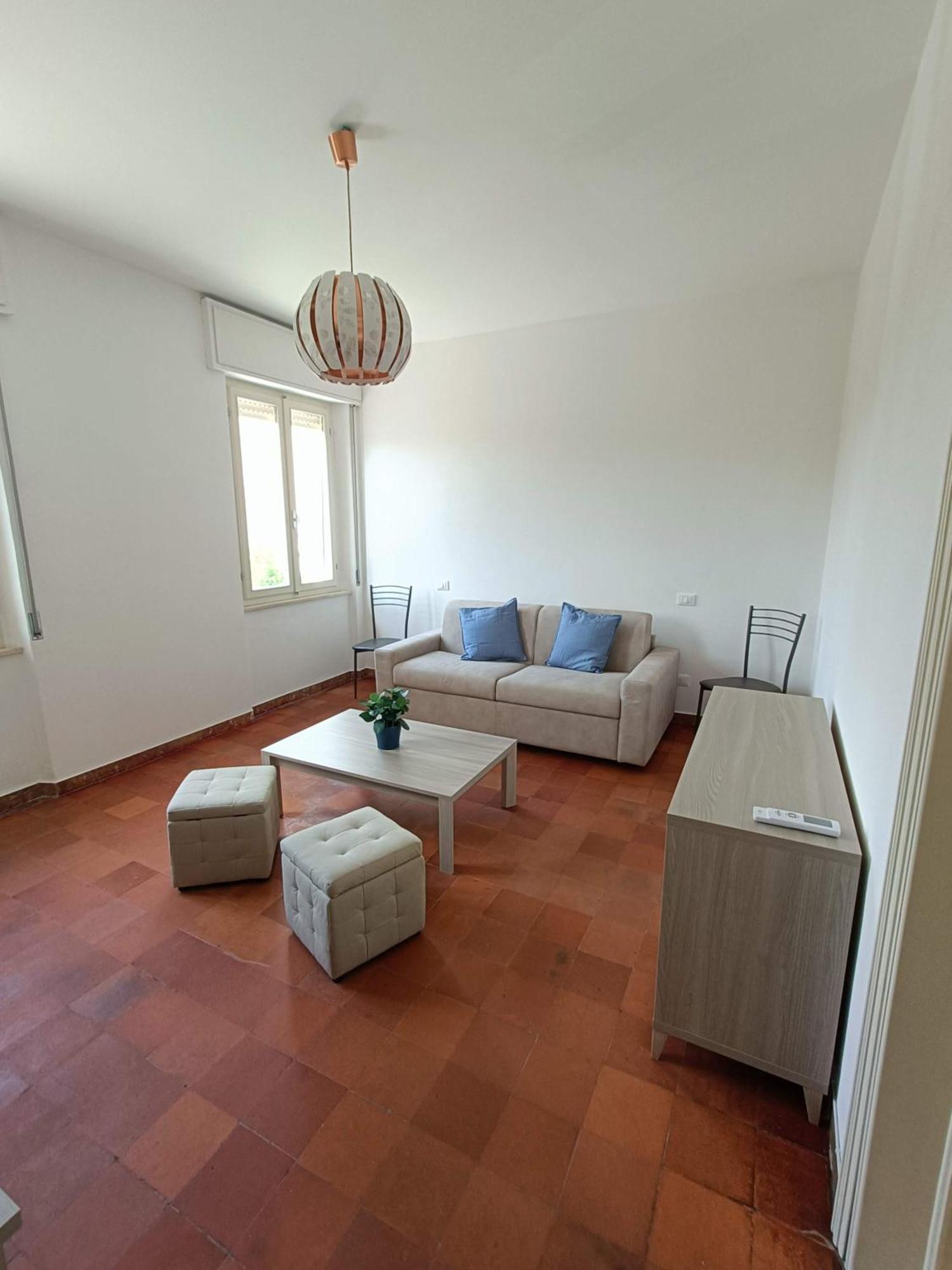 A Due Passi Dai Miracoli Villa Pisa Exteriör bild